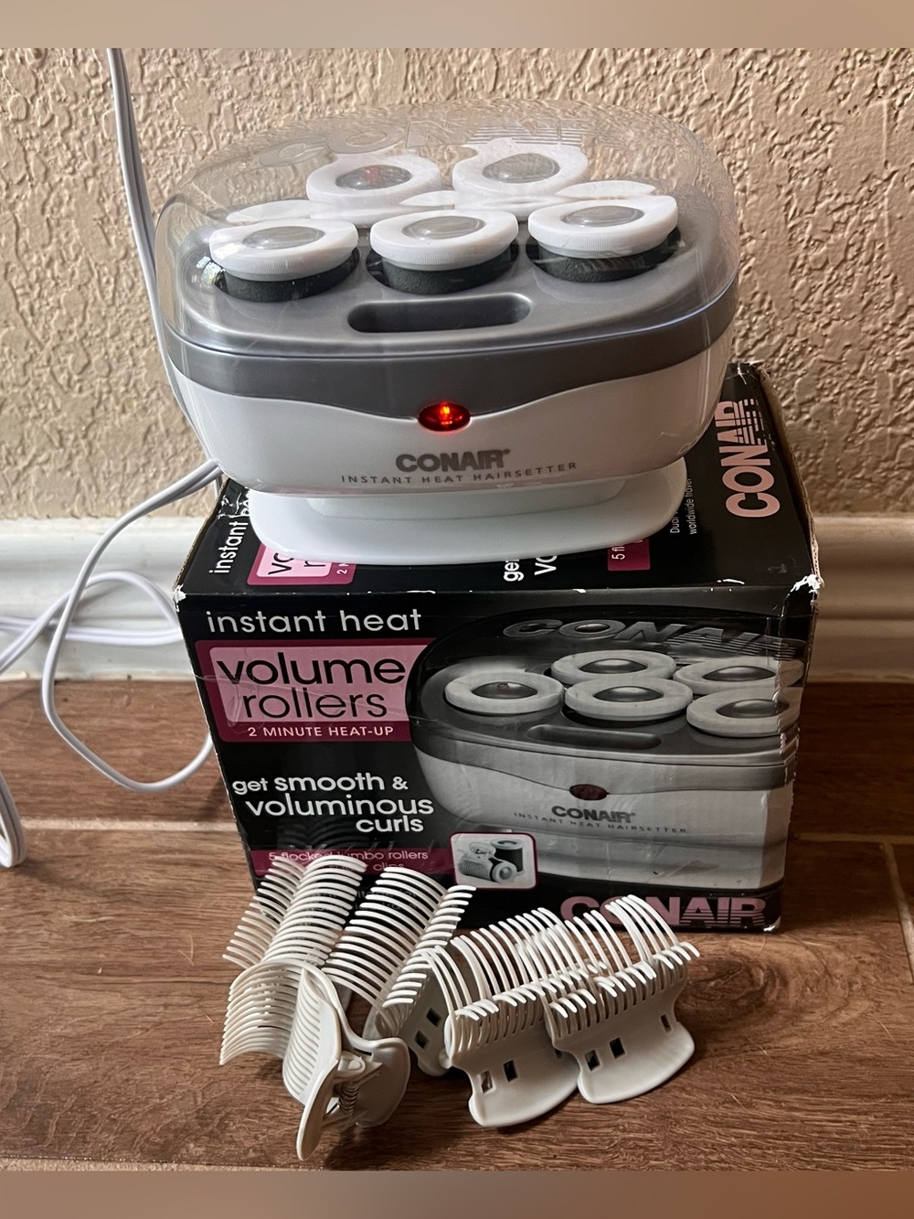 Conair - TS7X - Instant Heat Volume Jumbo Rollers NOS
Tested Open Box
